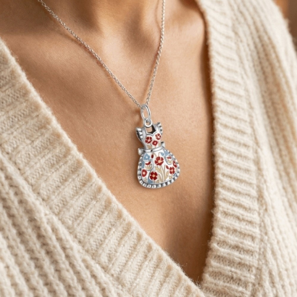 かわいいステンレス製の漫画風ペンダント。英国をテーマにしたミ - Jewelry Making London のレビューと価格