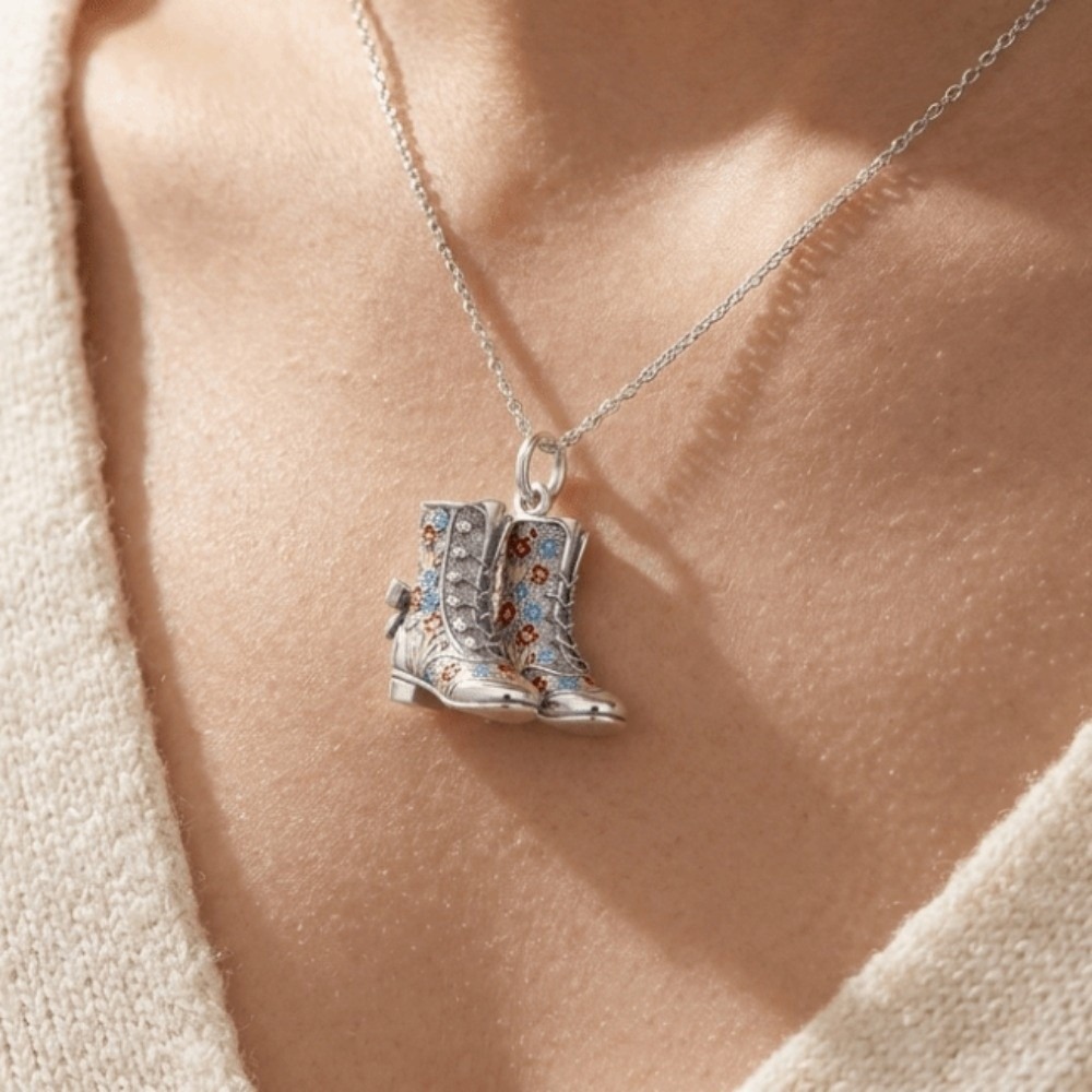 かわいいステンレス製の漫画風ペンダント。英国をテーマにしたミ - Jewelry Making London のレビューと価格