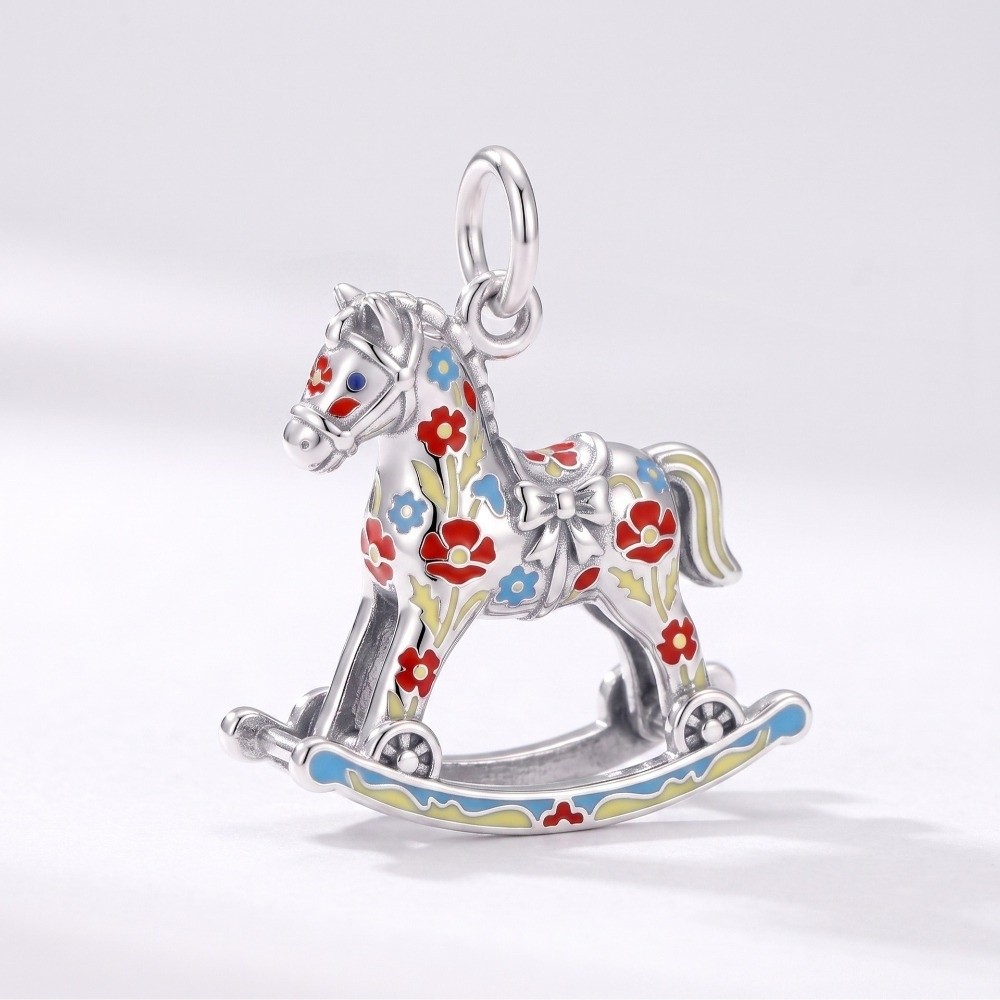 ステンレス製の漫画風ペンダント、英国をテーマにしたミニチュア - Jewelry Making London のレビューと価格