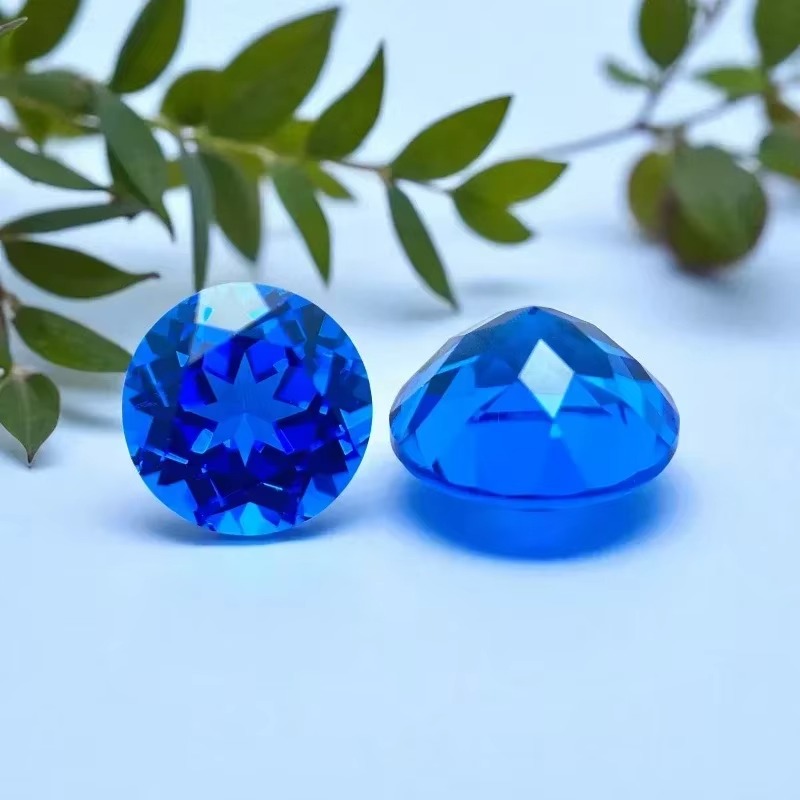 Jカットのラボで作成されたコバルトスピネル、VVS1の合成宝 - Jewelry Making Gemstones のレビューと価格